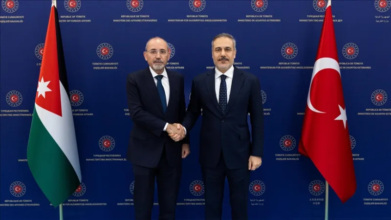 フィダン大臣、アル＝サフェディ・ヨルダン外相とパレスチナ情勢について協議