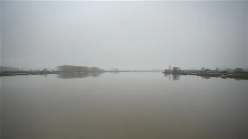 Lääne-Traakia Evrose provintsis on üleujutusohu suurenemise tõttu välja kuulutatud 