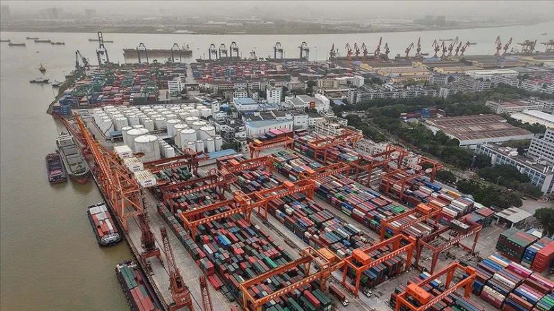 Pasaules Tirdzniecības organizācija brīdināja, ka krīze Tuvajos Austrumos palēninās globālo tirdzniecību