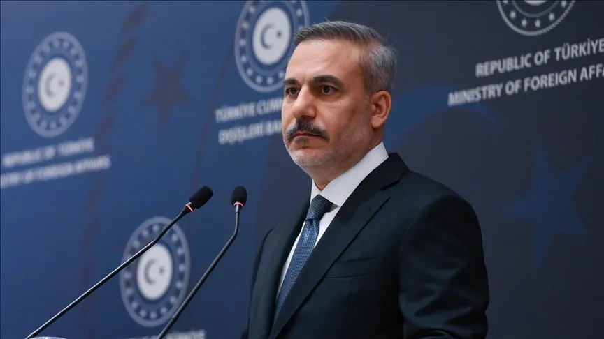 Le ministre des Affaires étrangères Fidan s'est entretenu par téléphone avec ses homologues iranien et égyptien ainsi qu'avec des responsables américains