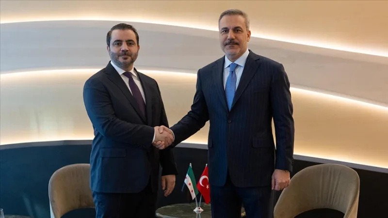 Außenminister Fidan führte ein Telefongespräch mit seinem syrischen Amtskollegen Shaybani