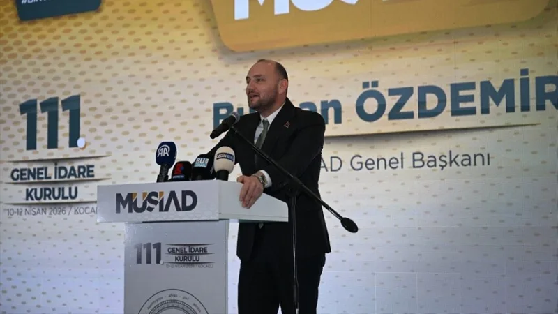Predseda MÜSİAD Özdemir: Keď bolo všetko okolo nás v plameňoch, nebolo ľahké udržiavať obraz našej krajiny ako bezpečného prístavu
