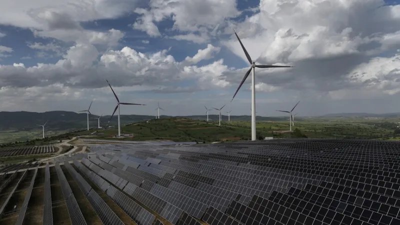 Объем инвестиций в гибридные проекты в сфере возобновляемой энергетики достиг примерно 4 миллиардов долларов