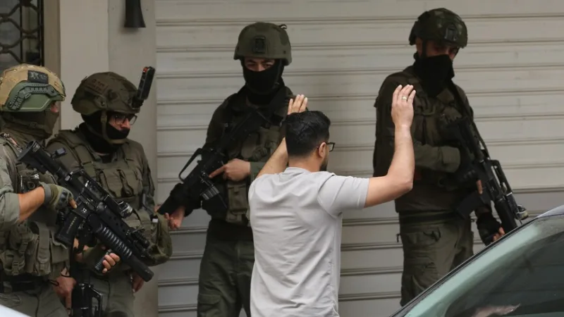 Bei Angriffen der israelischen Armee im Westjordanland wurden vier Palästinenser verletzt und zwei Personen festgenommen