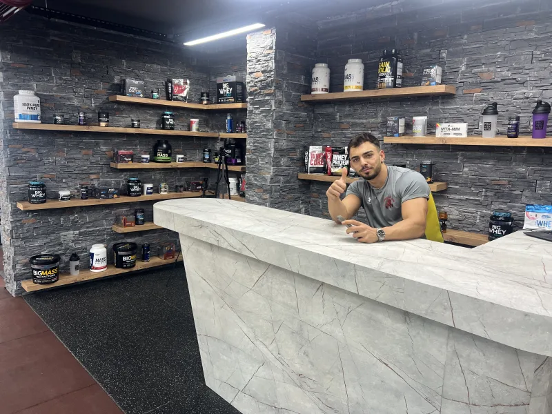 Black Bull Pro GYM — الصالة الرياضية في ألانيا: الطلب عبر الإنترنت والأسعار والتعليقات